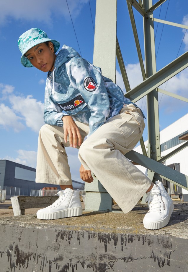 Tênis Cano Alto Latte Gabor